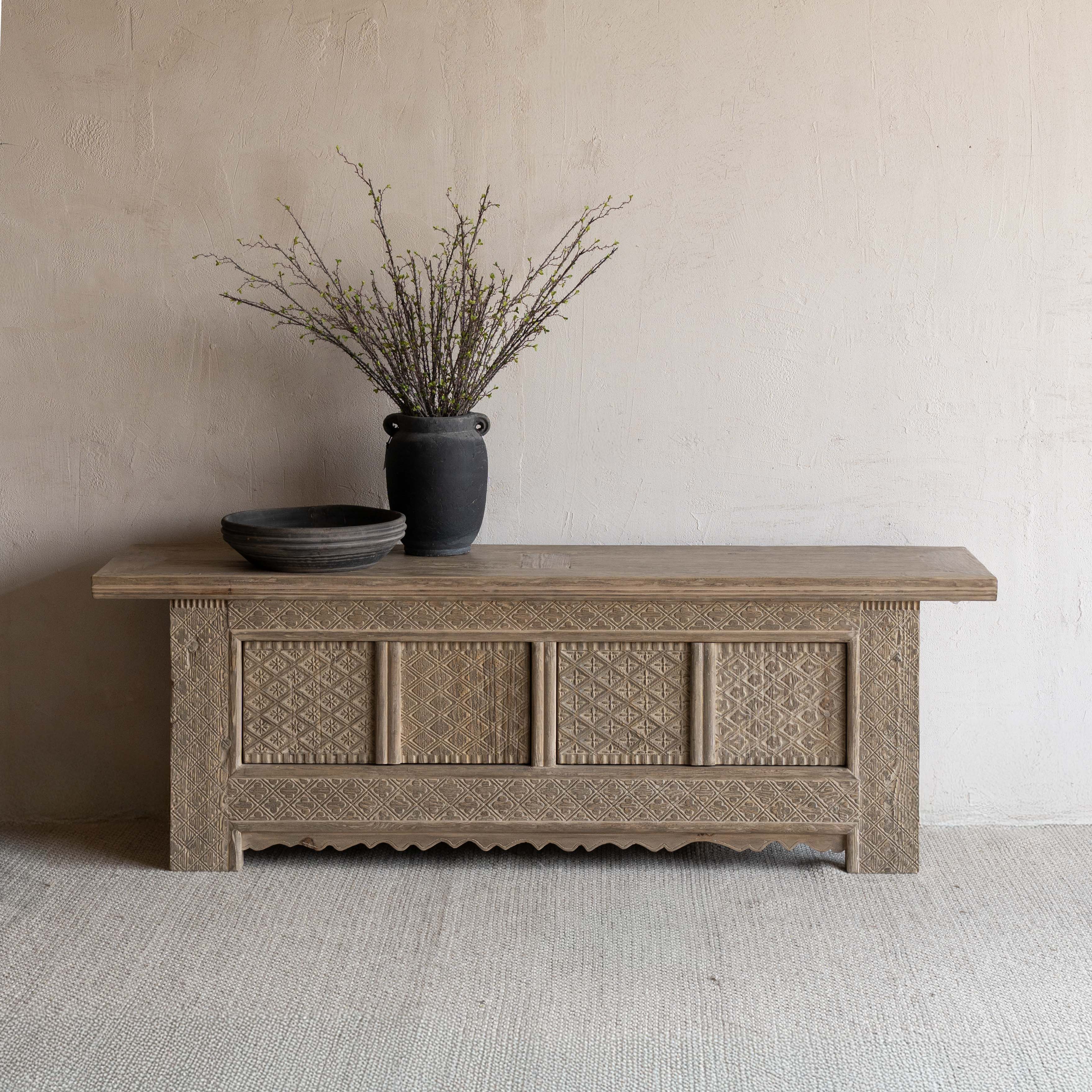 Throne Antique Style Elm Wood TV Unit