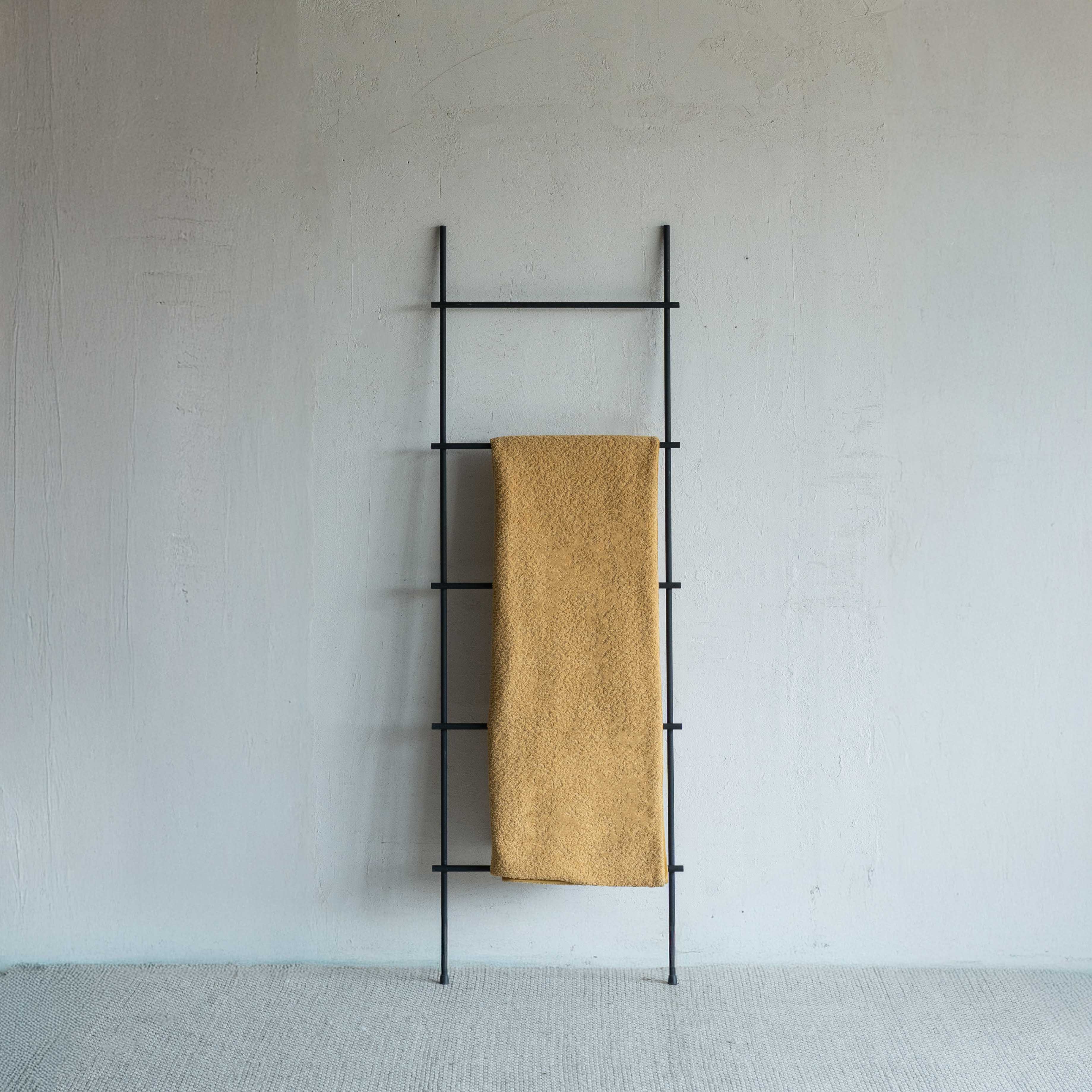 Amber Ridge Mustard Yellow Throw Blanket - 195x132cm