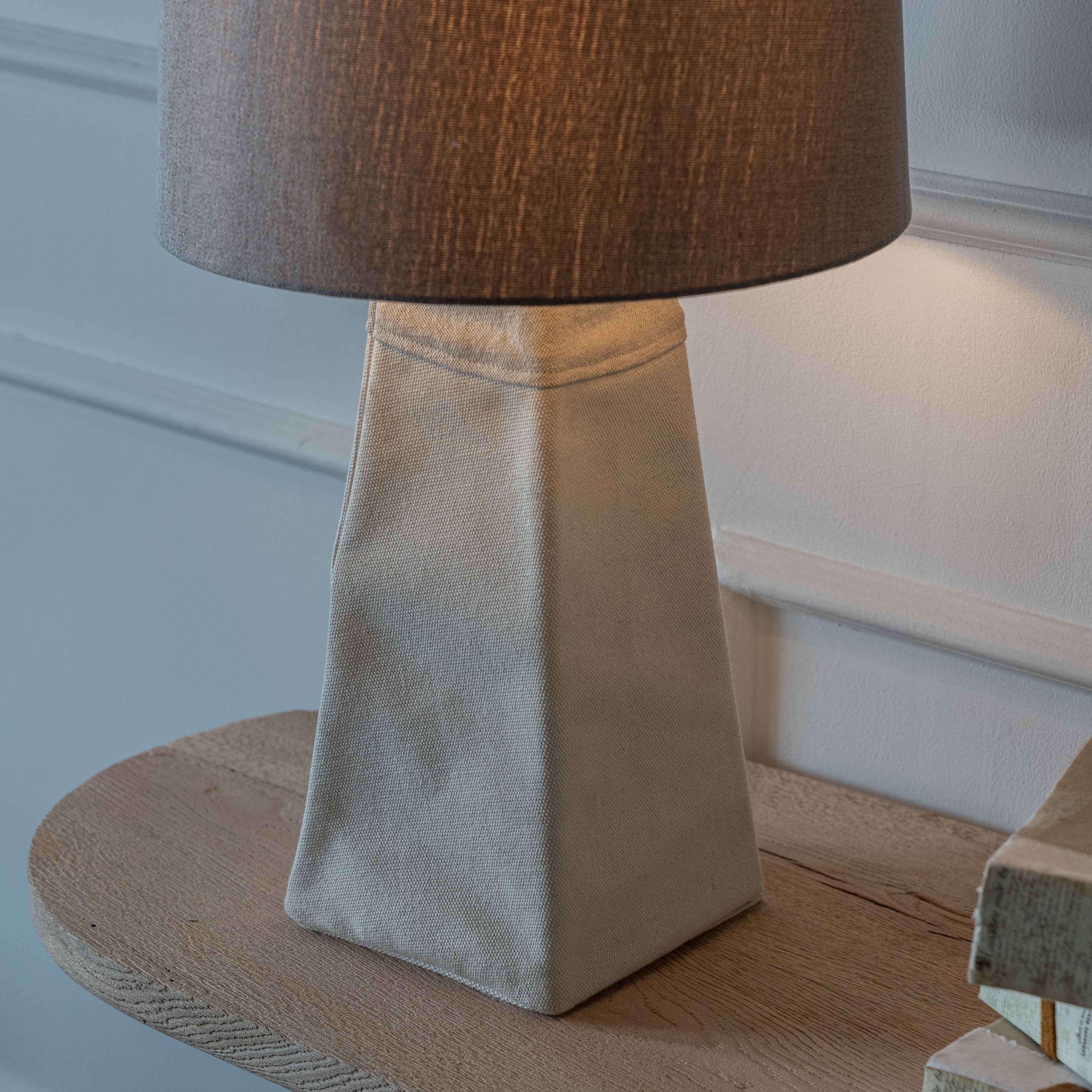 Tiffany Modern Fabric Table Lamp