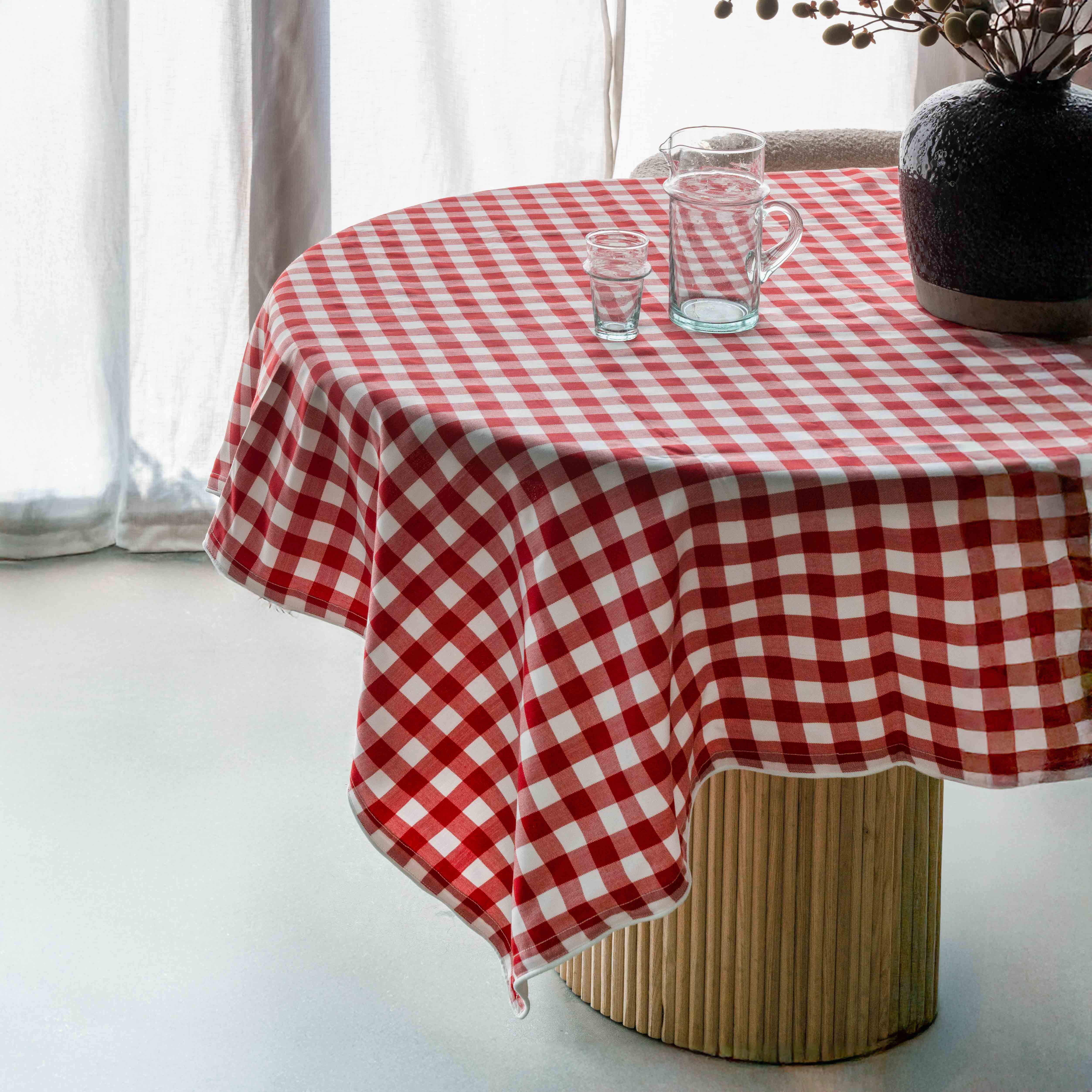 Timeless Red & White Pure Cotton Table Cloth - Table Cloth - WS Living - UAE Home Furniture Stores in Dubai