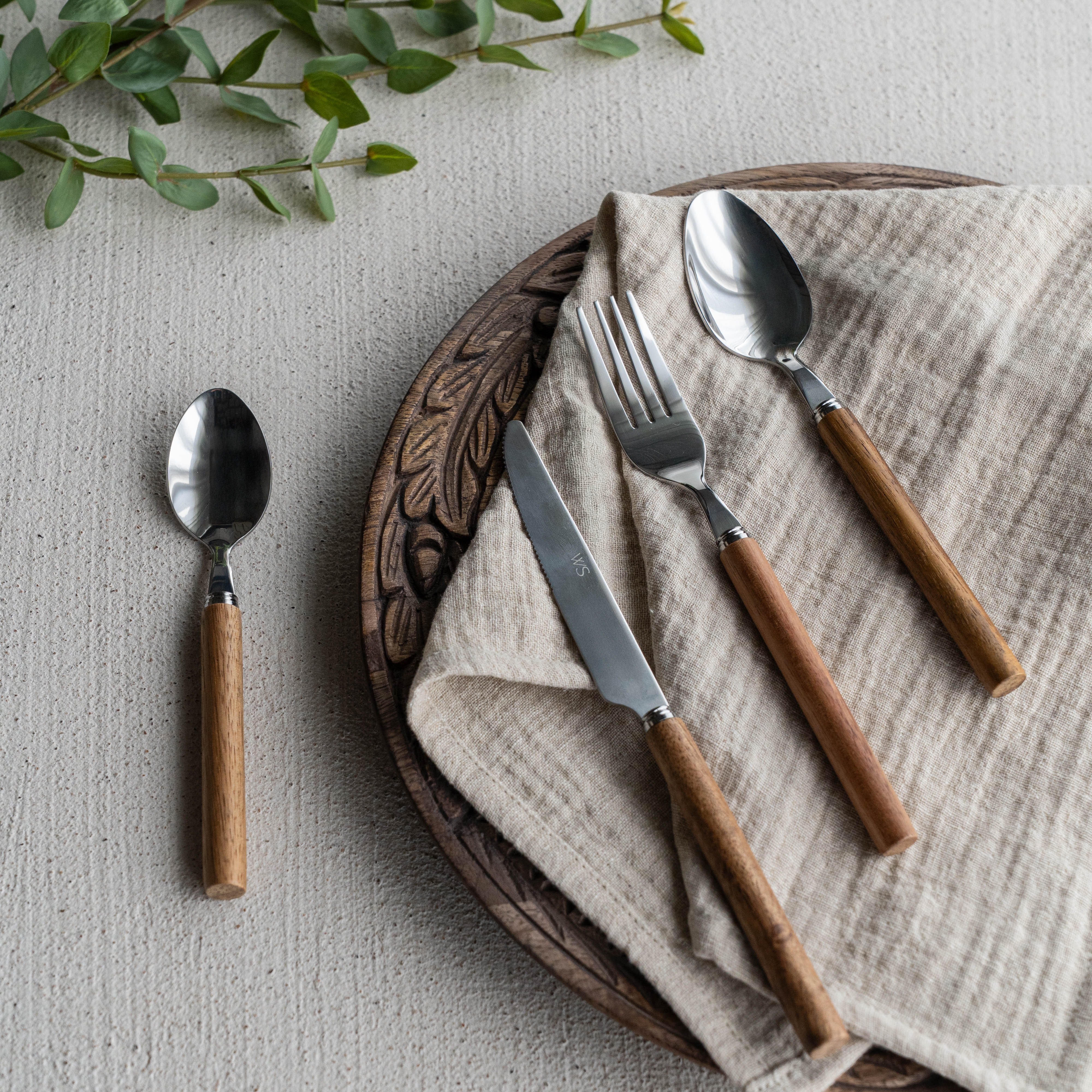 Nostra Wooden Vintage Cutlery Set 16pcs