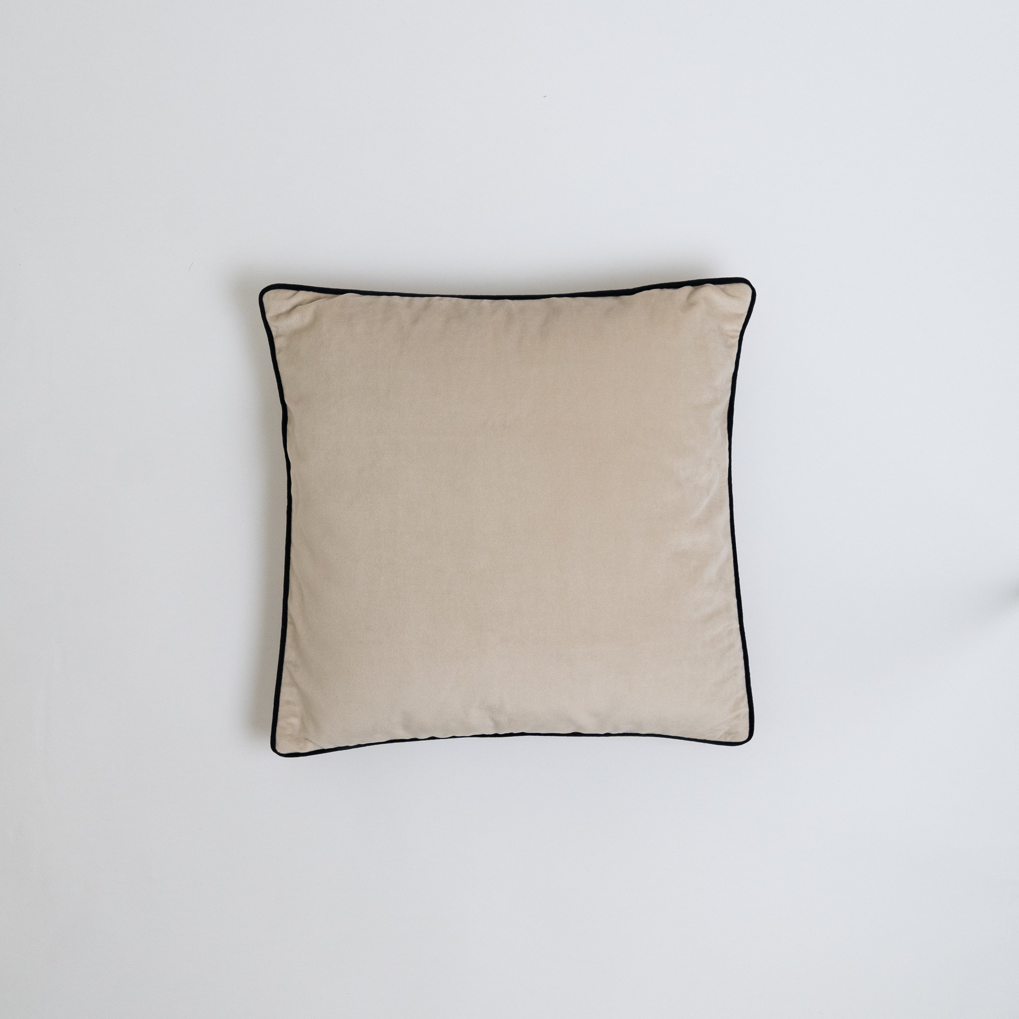 Cushion Cover 45 x45cm  - WS Living - UAE - Cushions Wood and steel Furnitures - Dubai