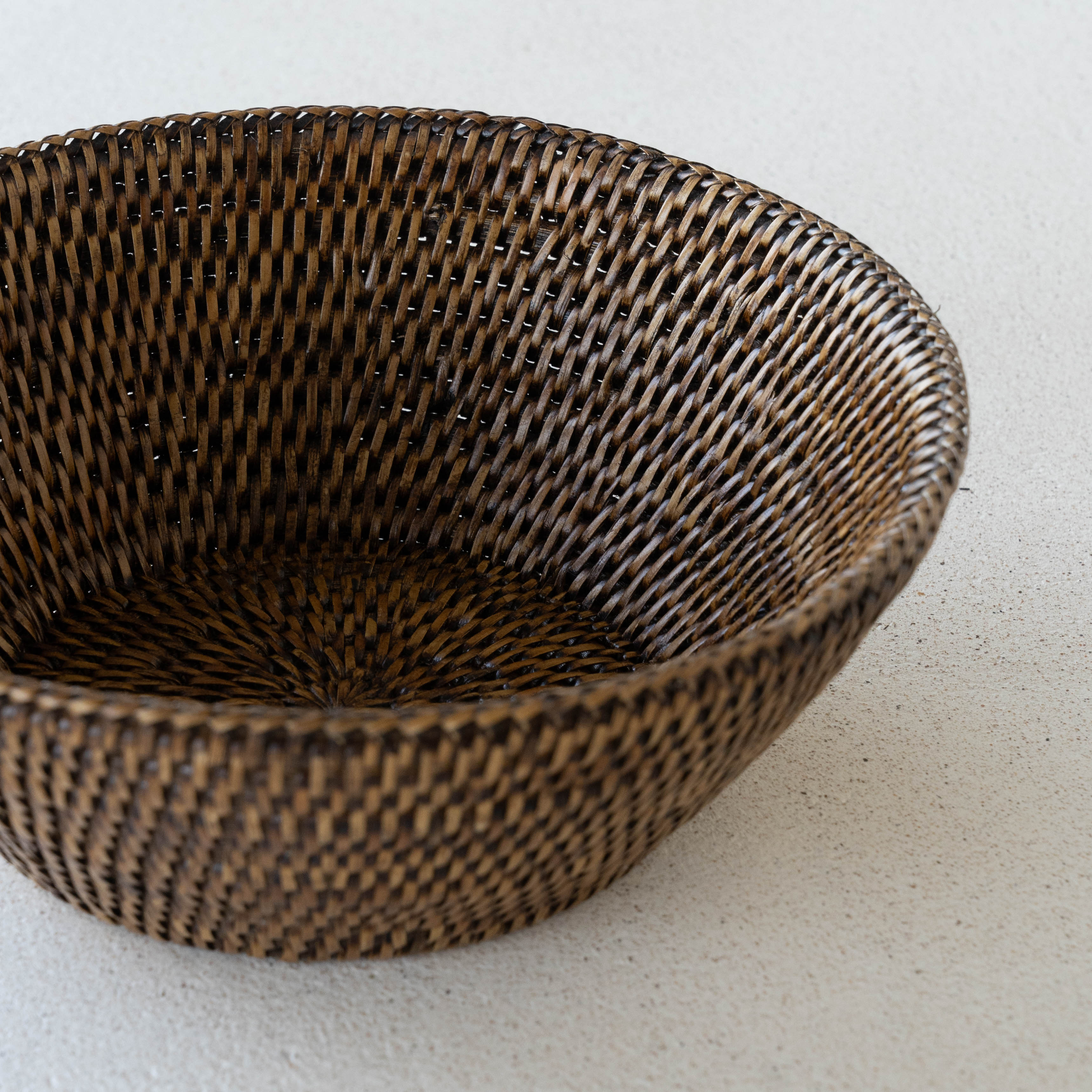 Handmade Rattan Round Salad Glass Bowl  - WS Living - UAE - Napkin Rings Wood and steel Furnitures - Dubai