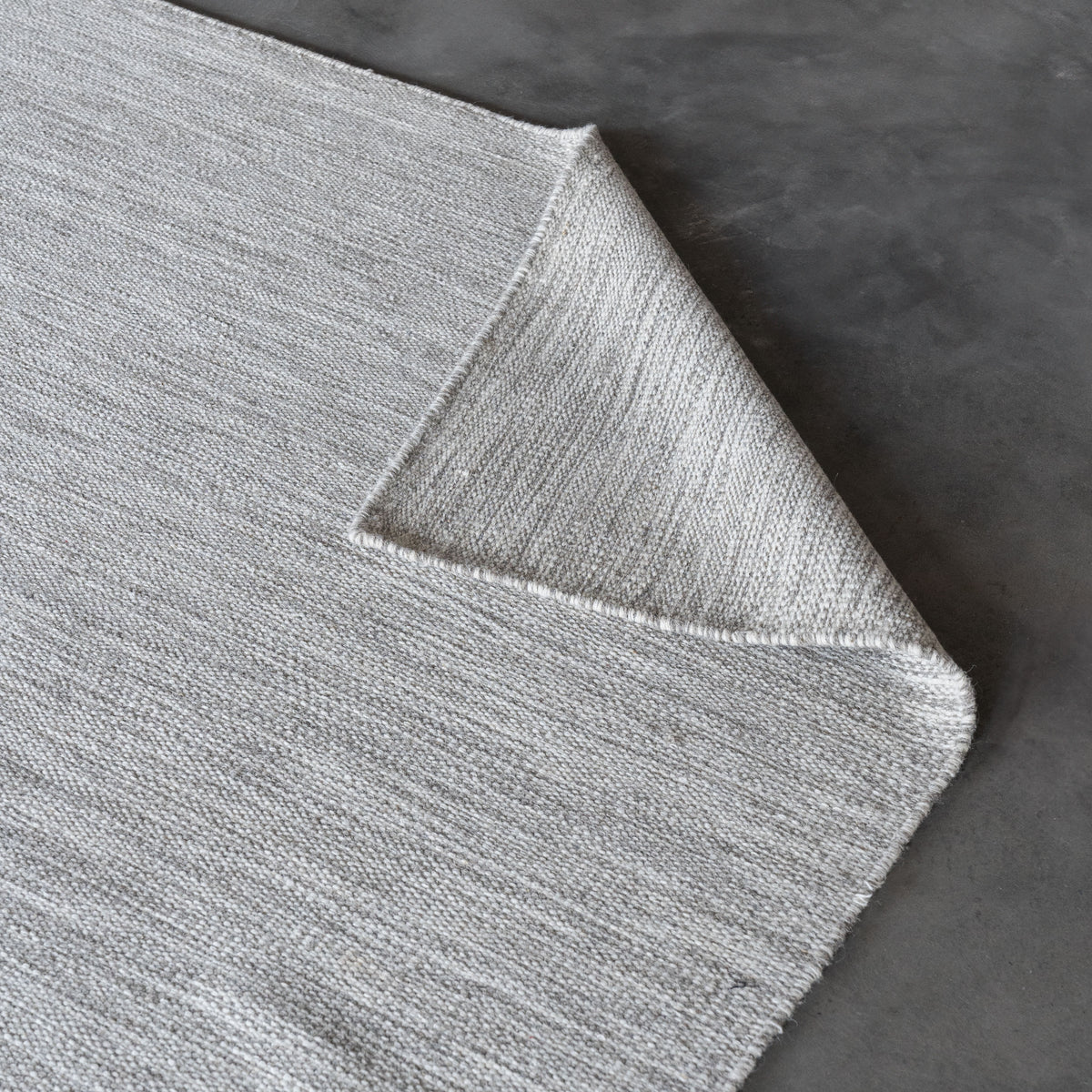 Rug 22 - White Handmade Wool & Cotton Blend Rug