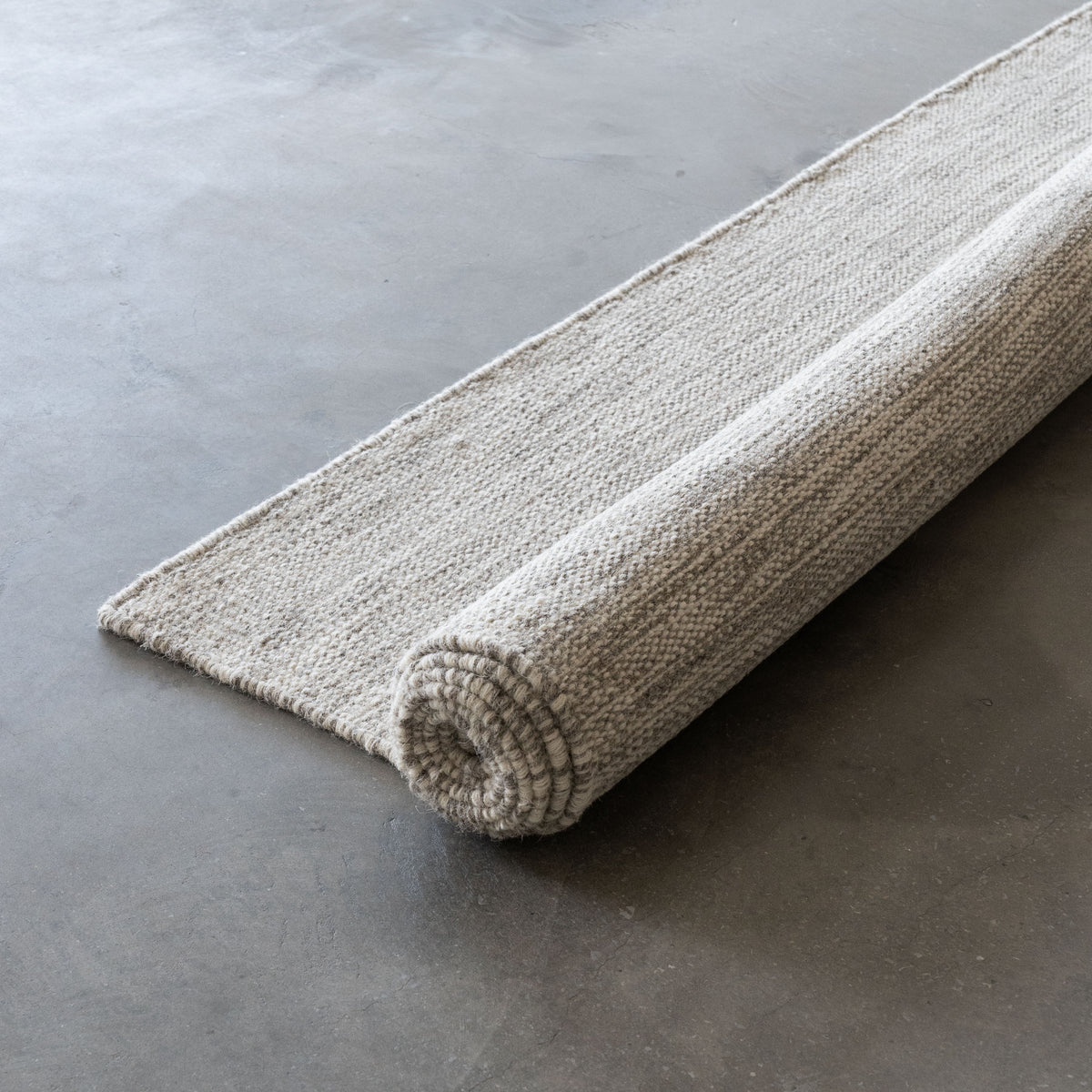 Rug 22 - White Handmade Wool & Cotton Blend Rug