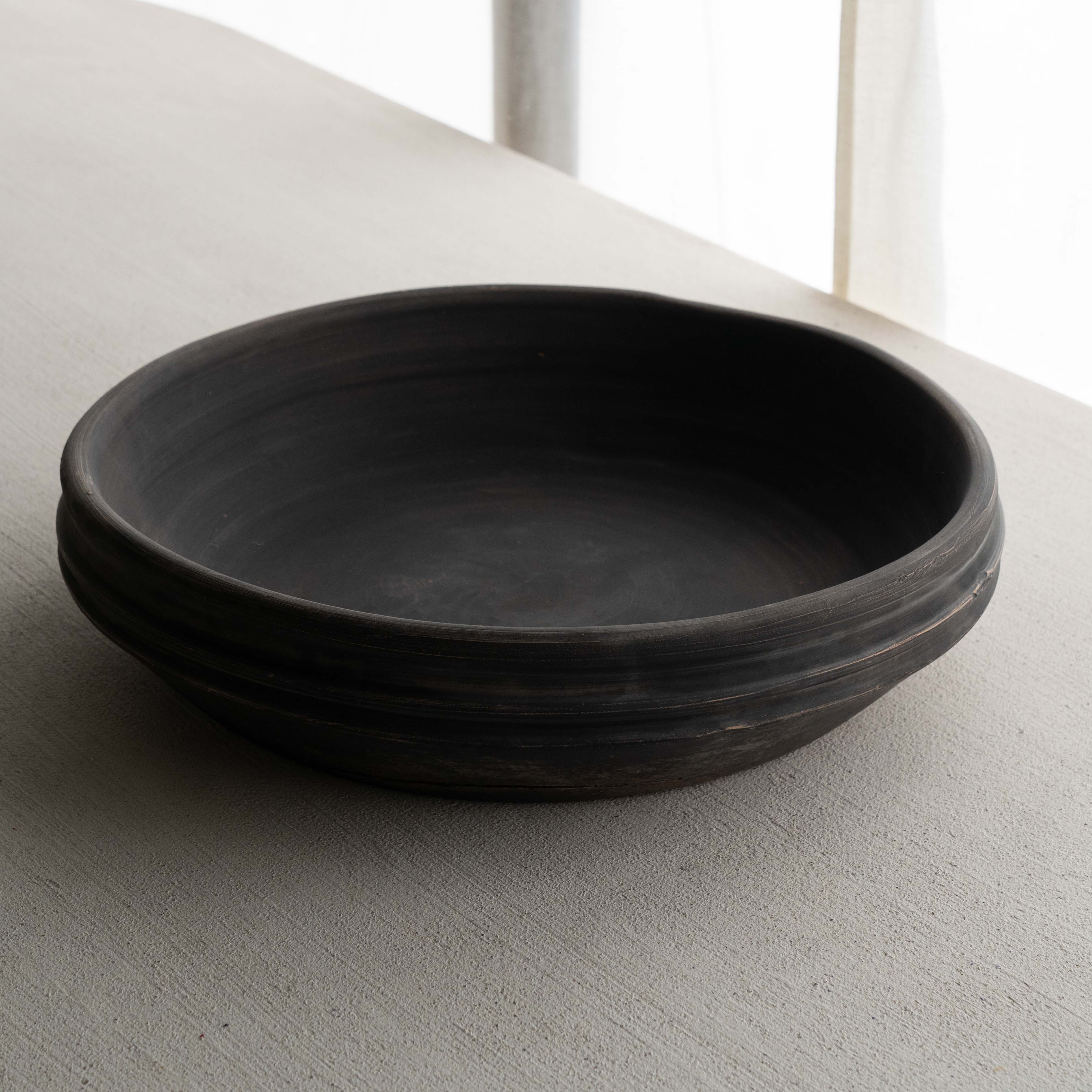 Weathered Terracotta Aged Bowl - Black