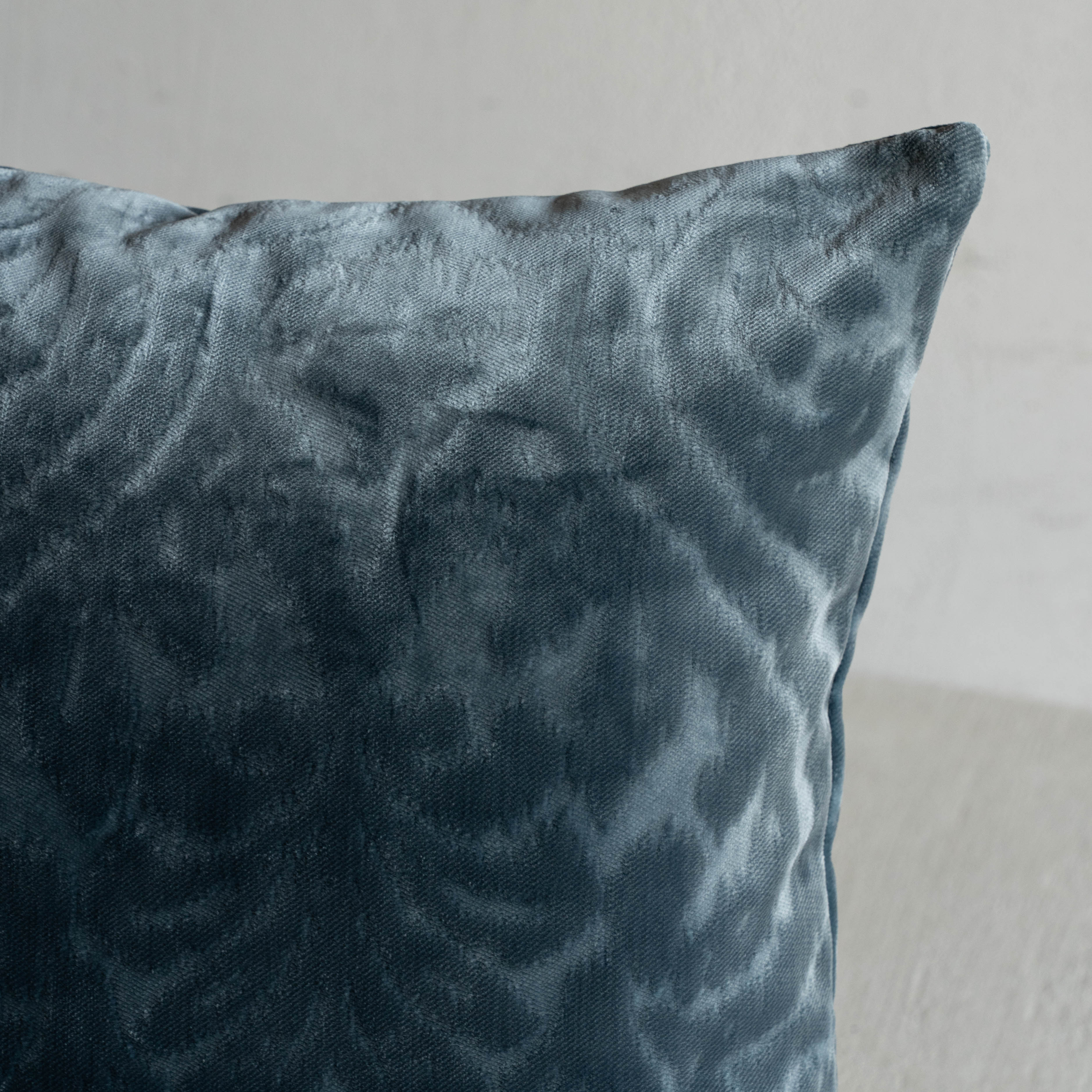 Nerai Velvet Cushion Cover - BLUE