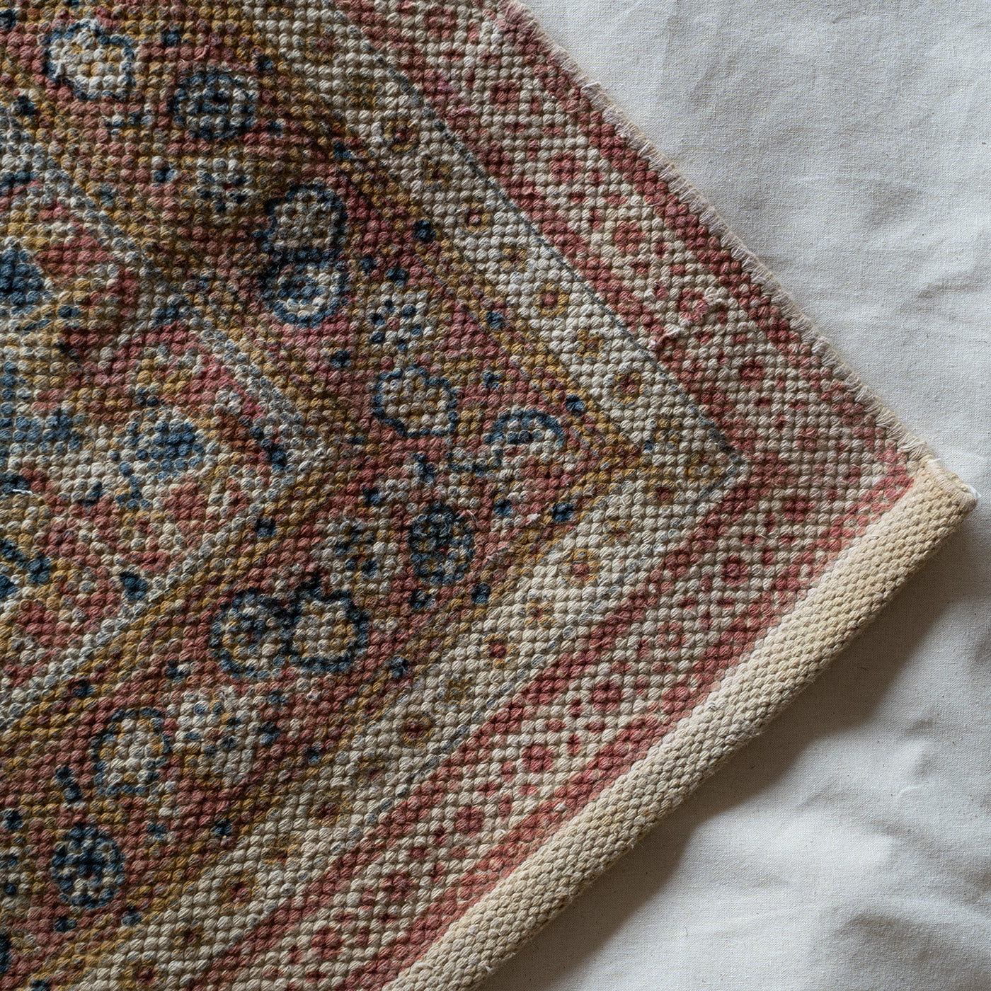 Inkloom Block Print Cotton Rug
