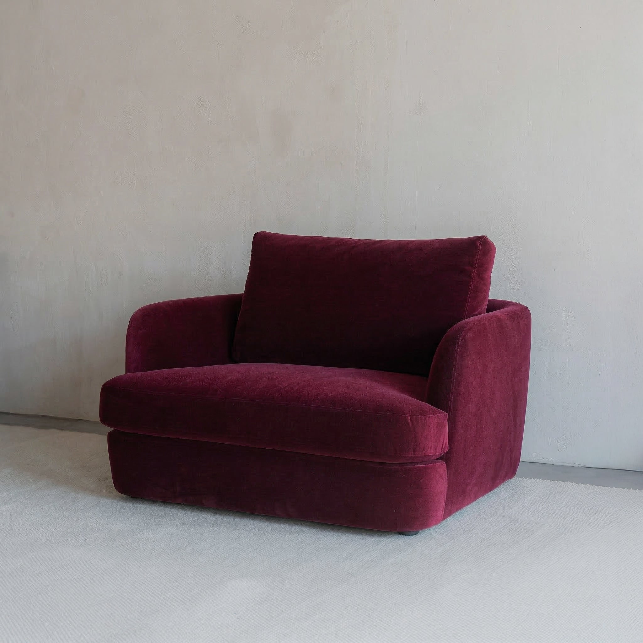 Verona Luxe Classic Cozy Armchair - BURGUNDY