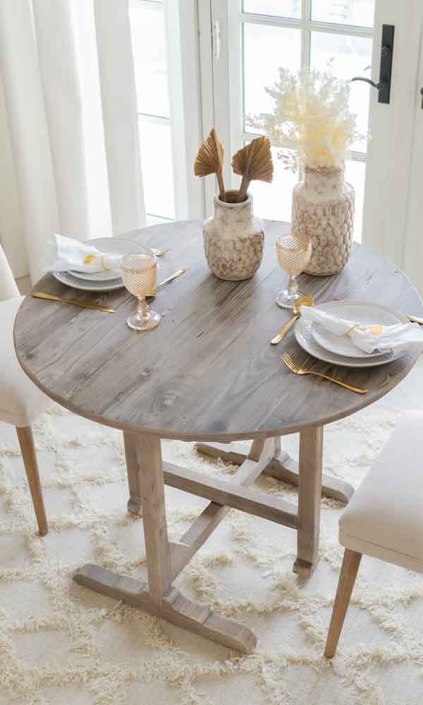 Dolly Dining Table  - WS Living - UAE -  Wood and steel Furnitures - Dubai